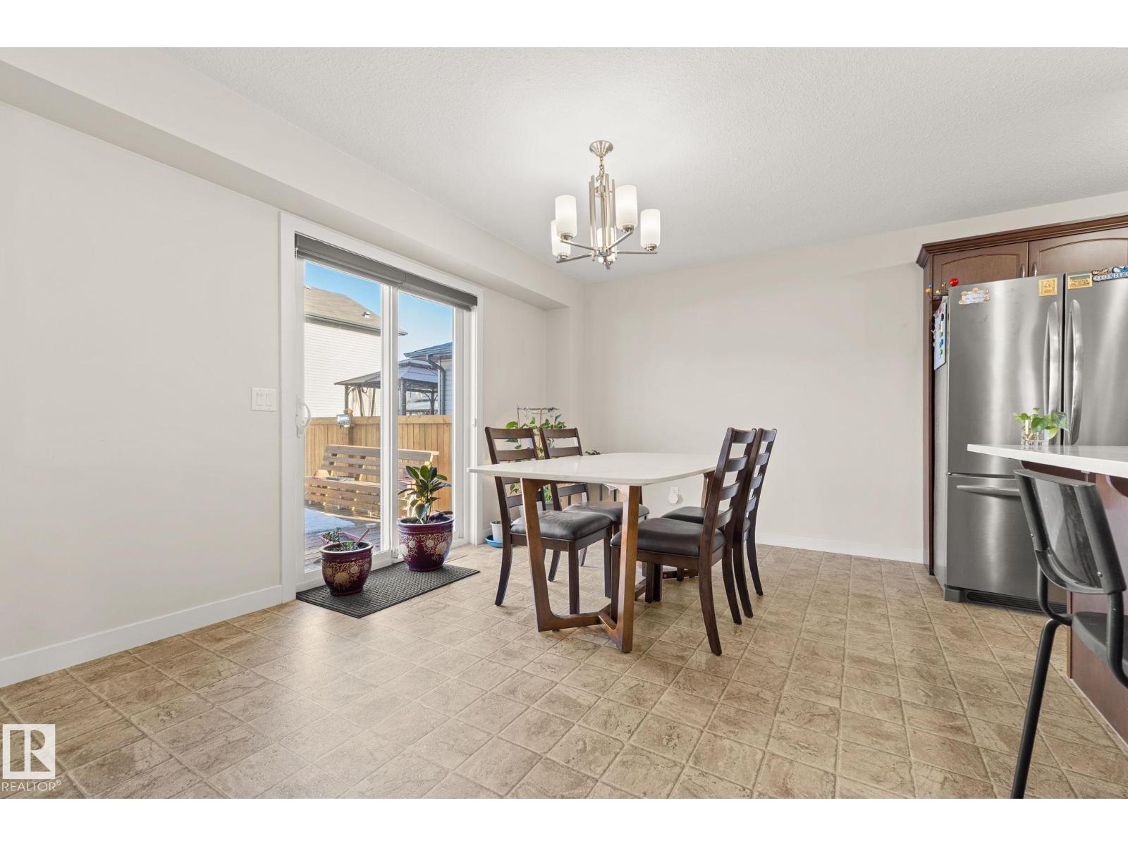 724 40 AV NW - 16