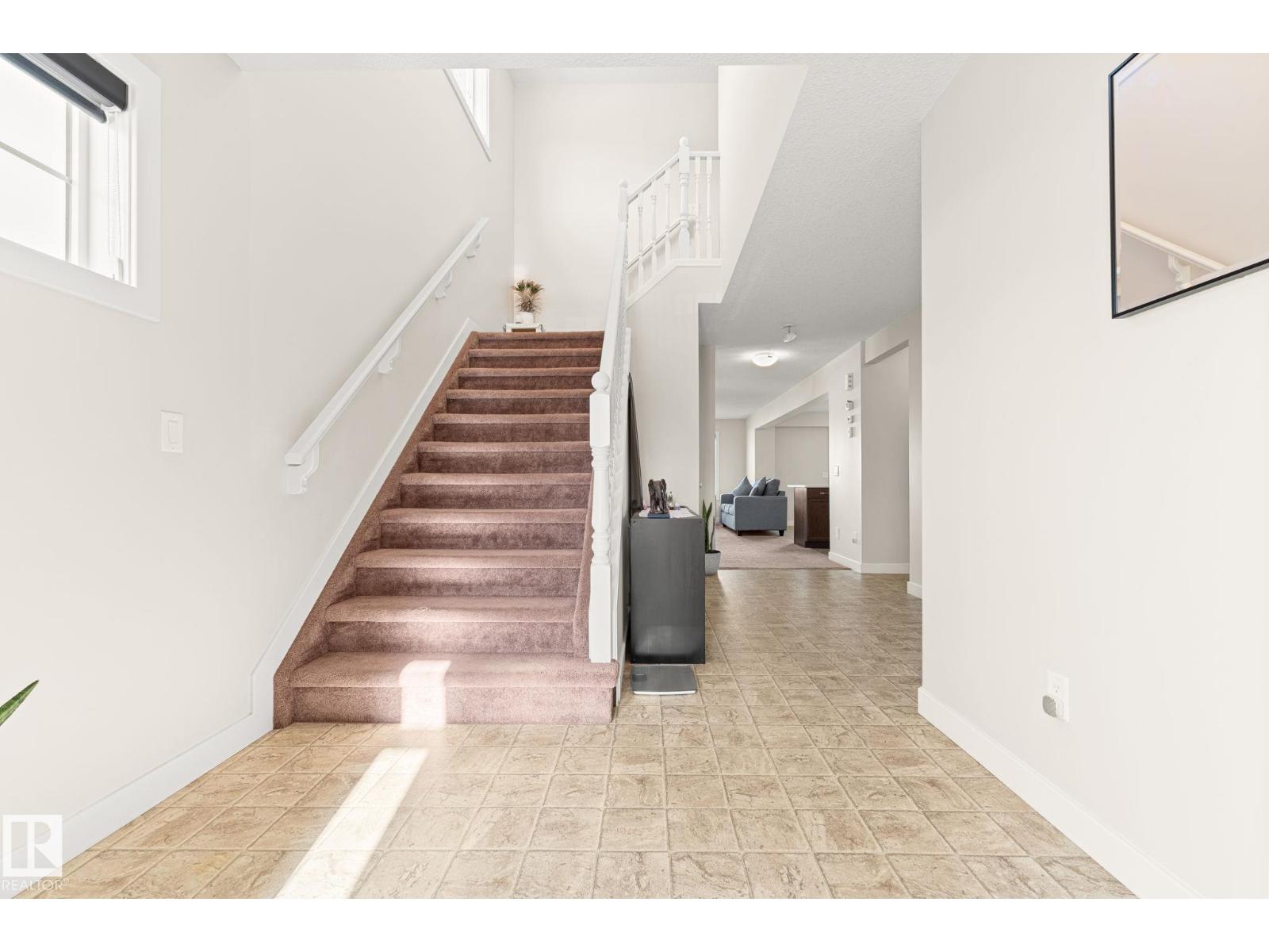 724 40 AV NW - 4