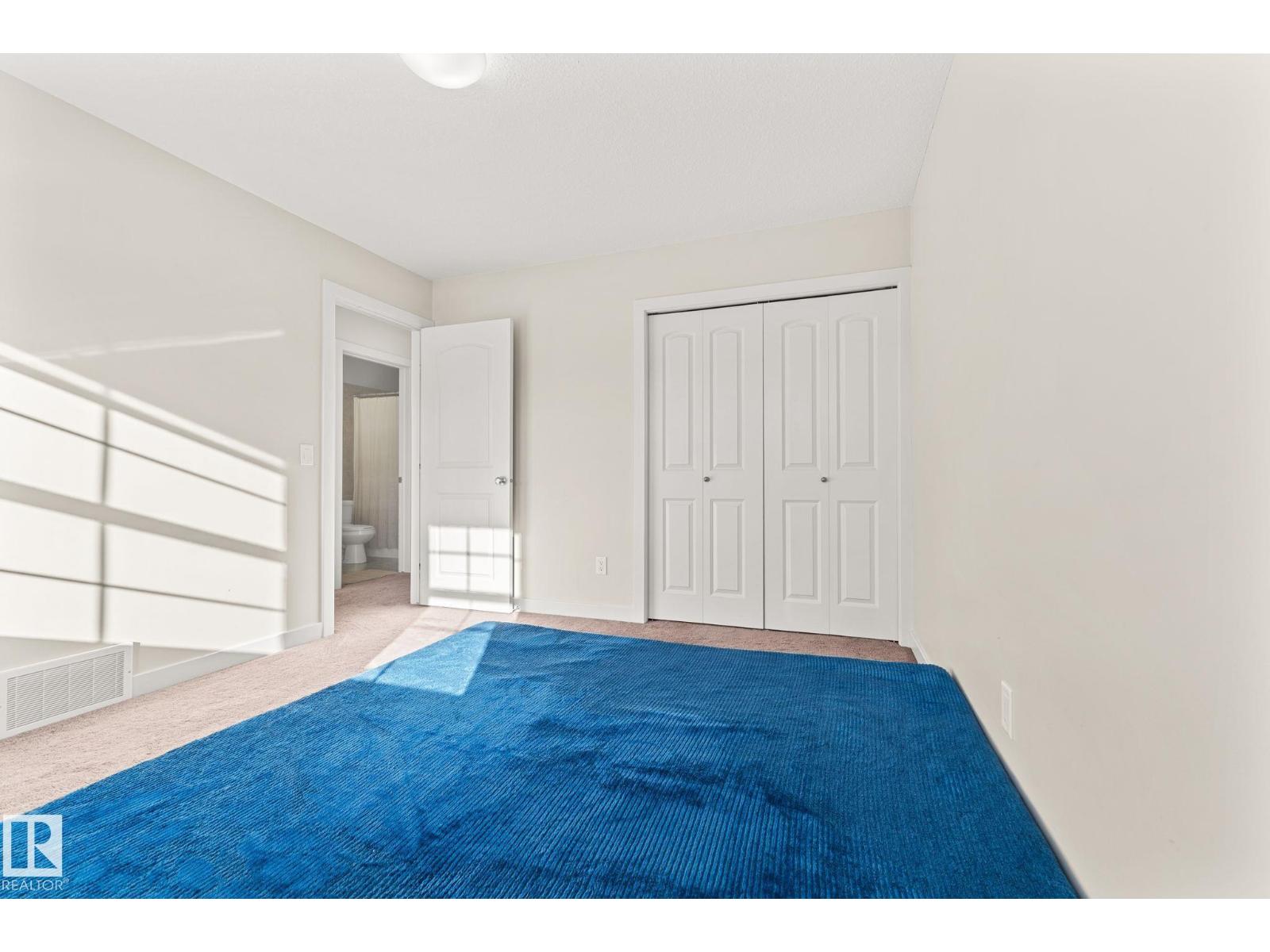 724 40 AV NW - 40