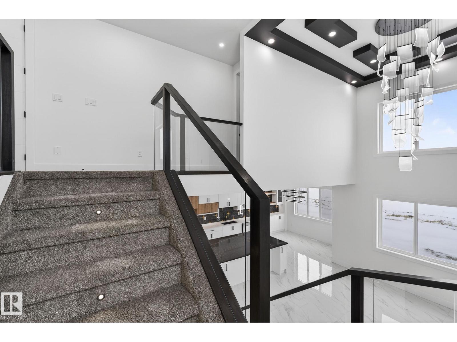 2322 63 AV NE - 22