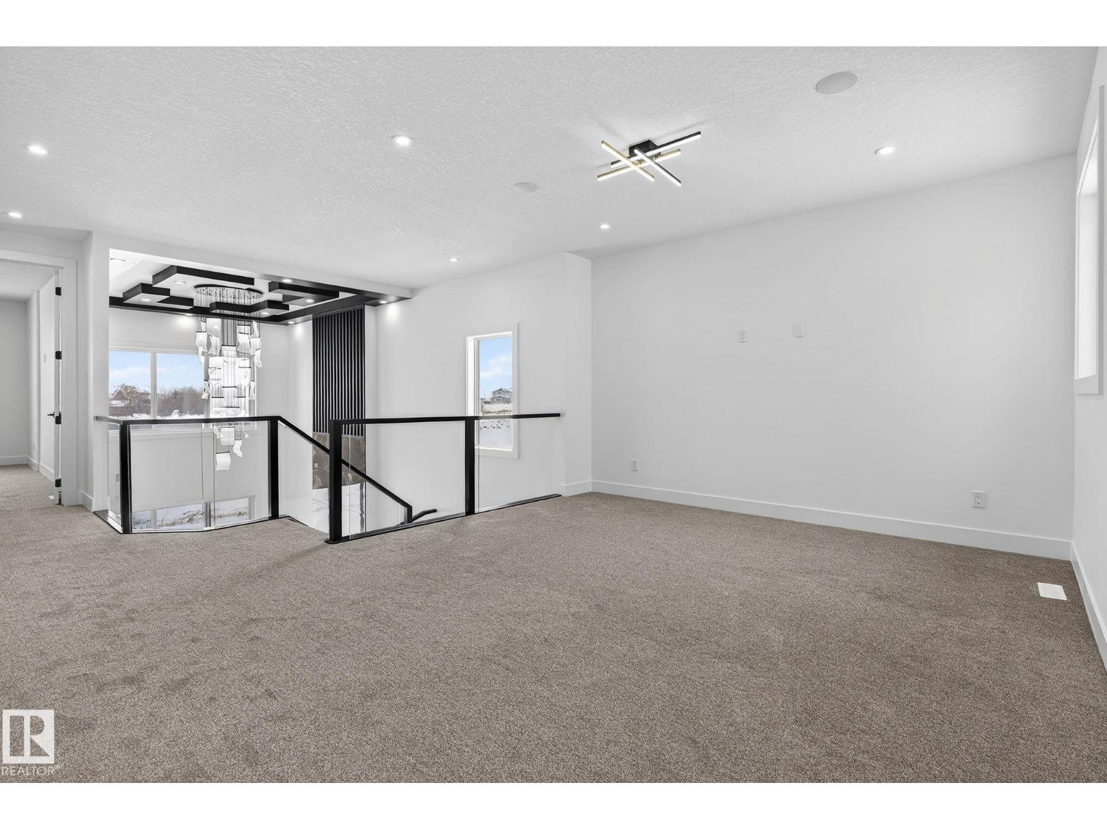 2322 63 AV NE - 24