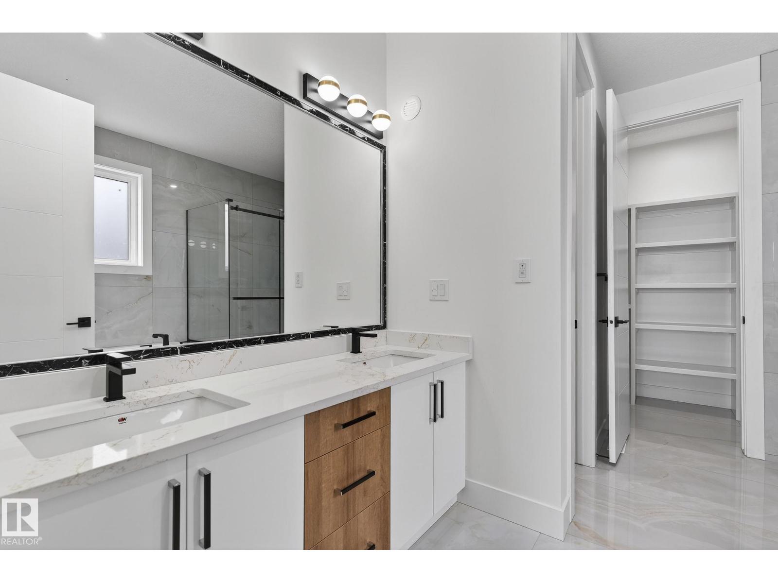 2322 63 AV NE - 29