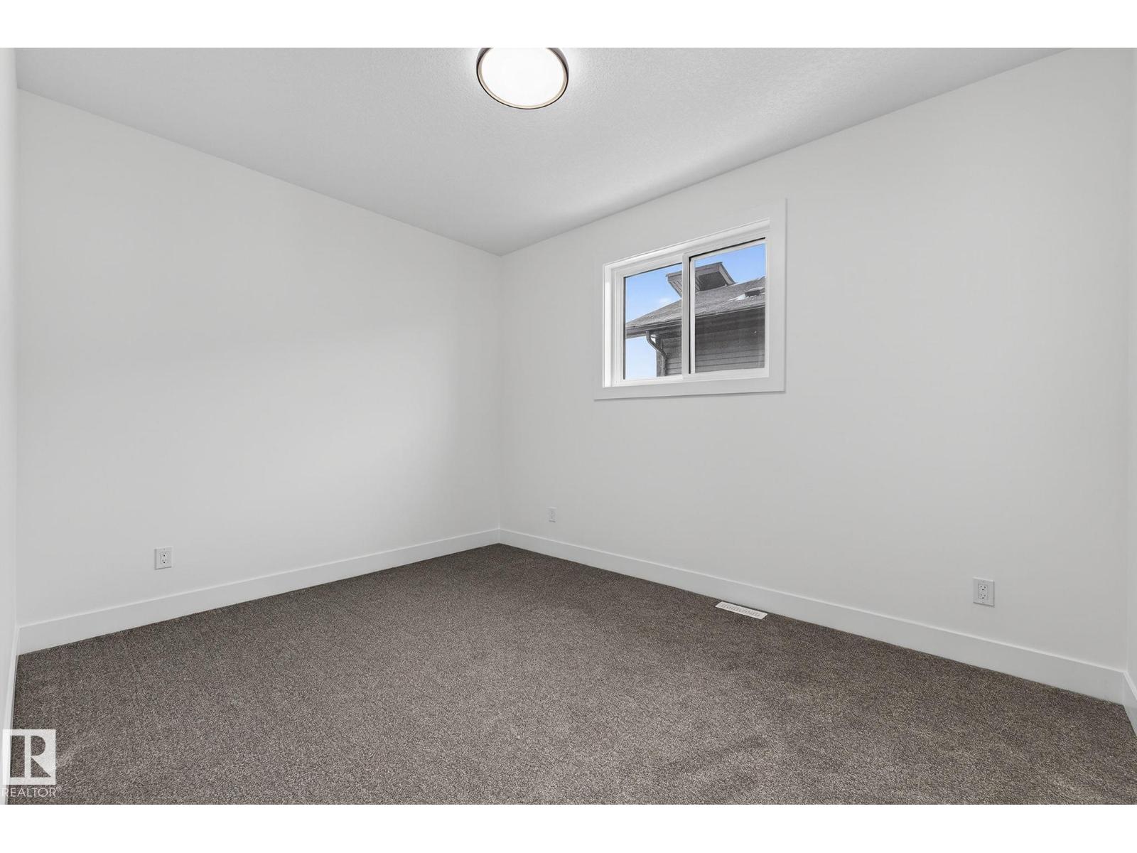 2322 63 AV NE - 34