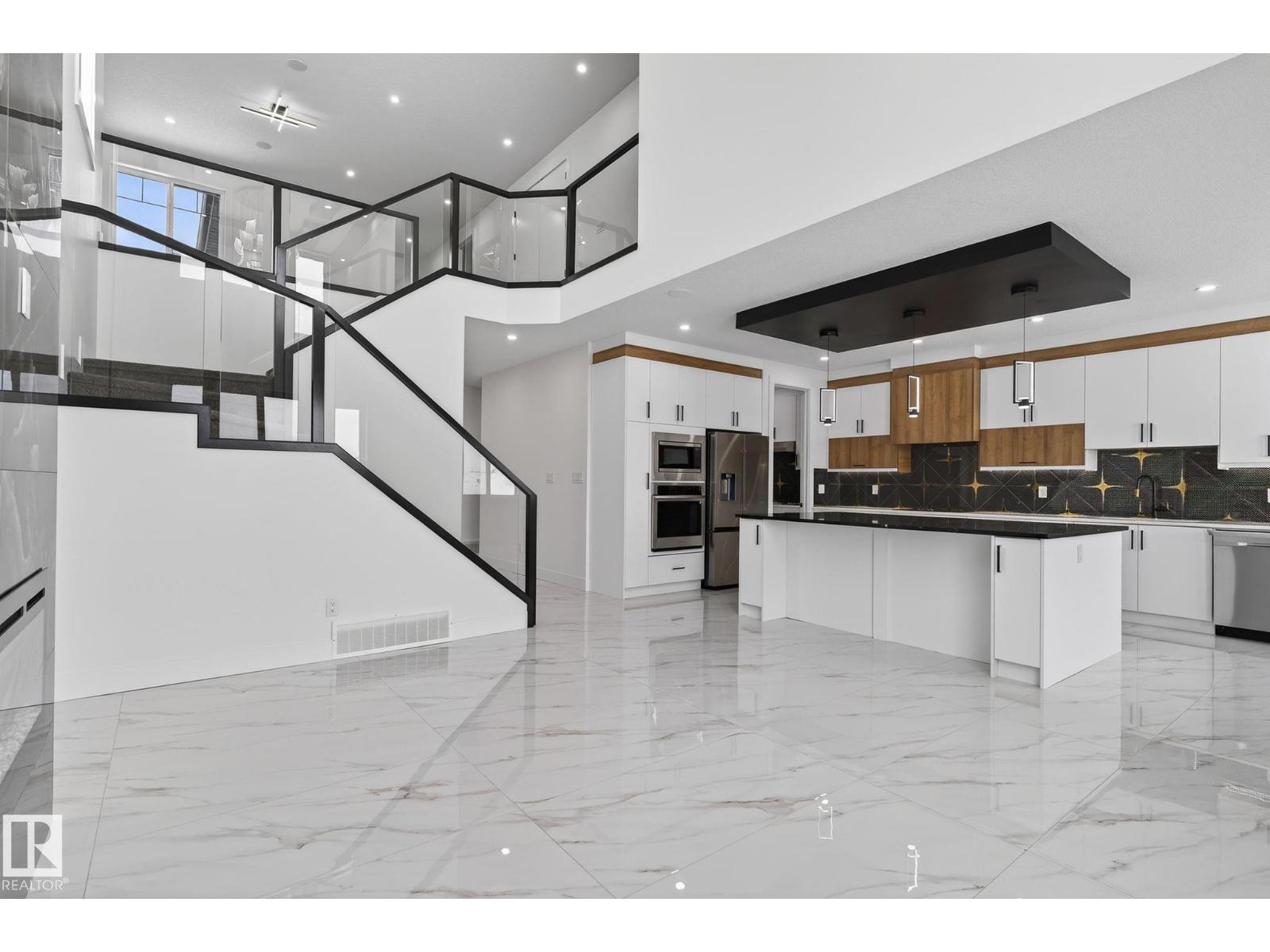 2322 63 AV NE - 6