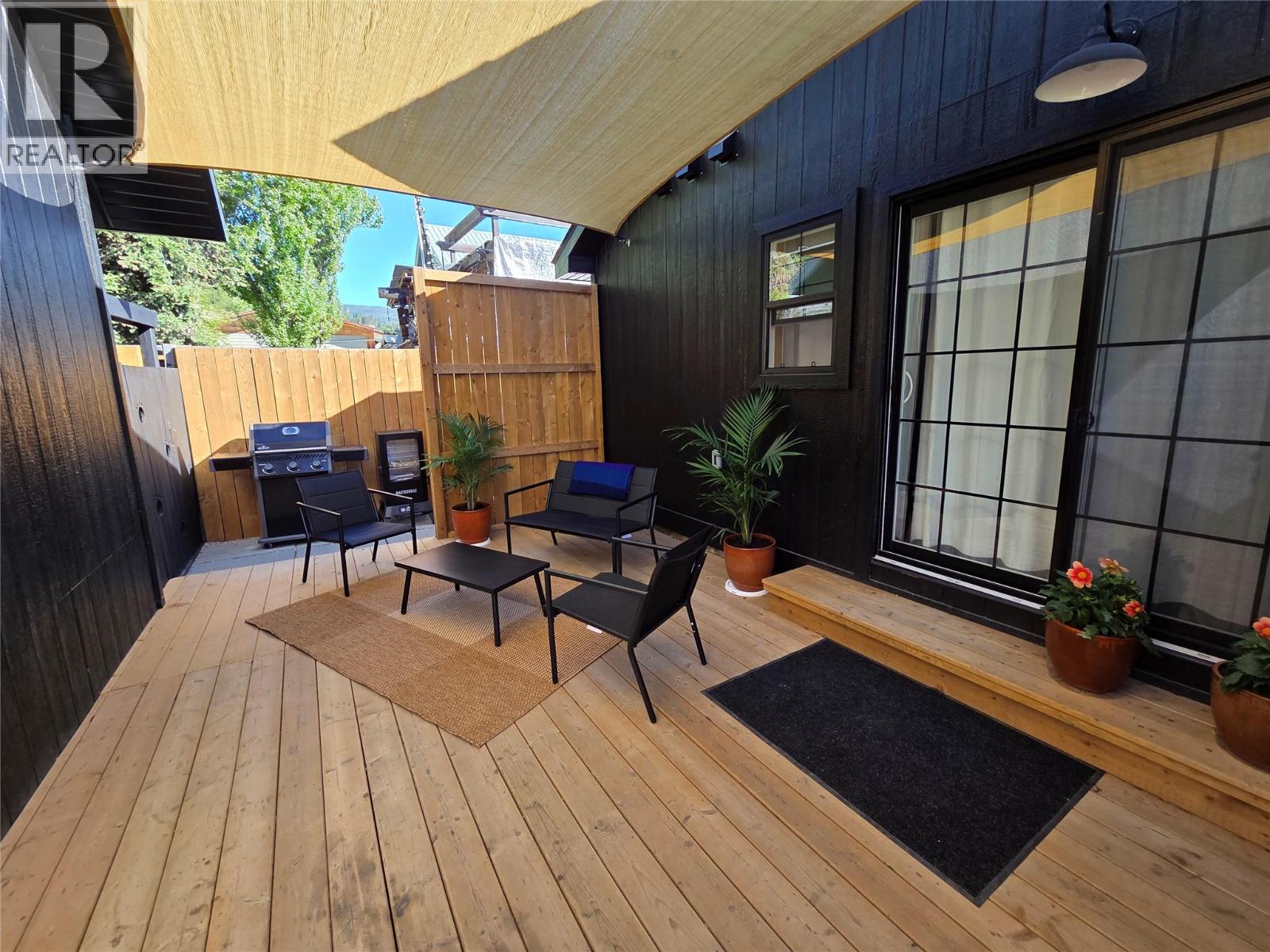 565 Wallinger Avenue - 26