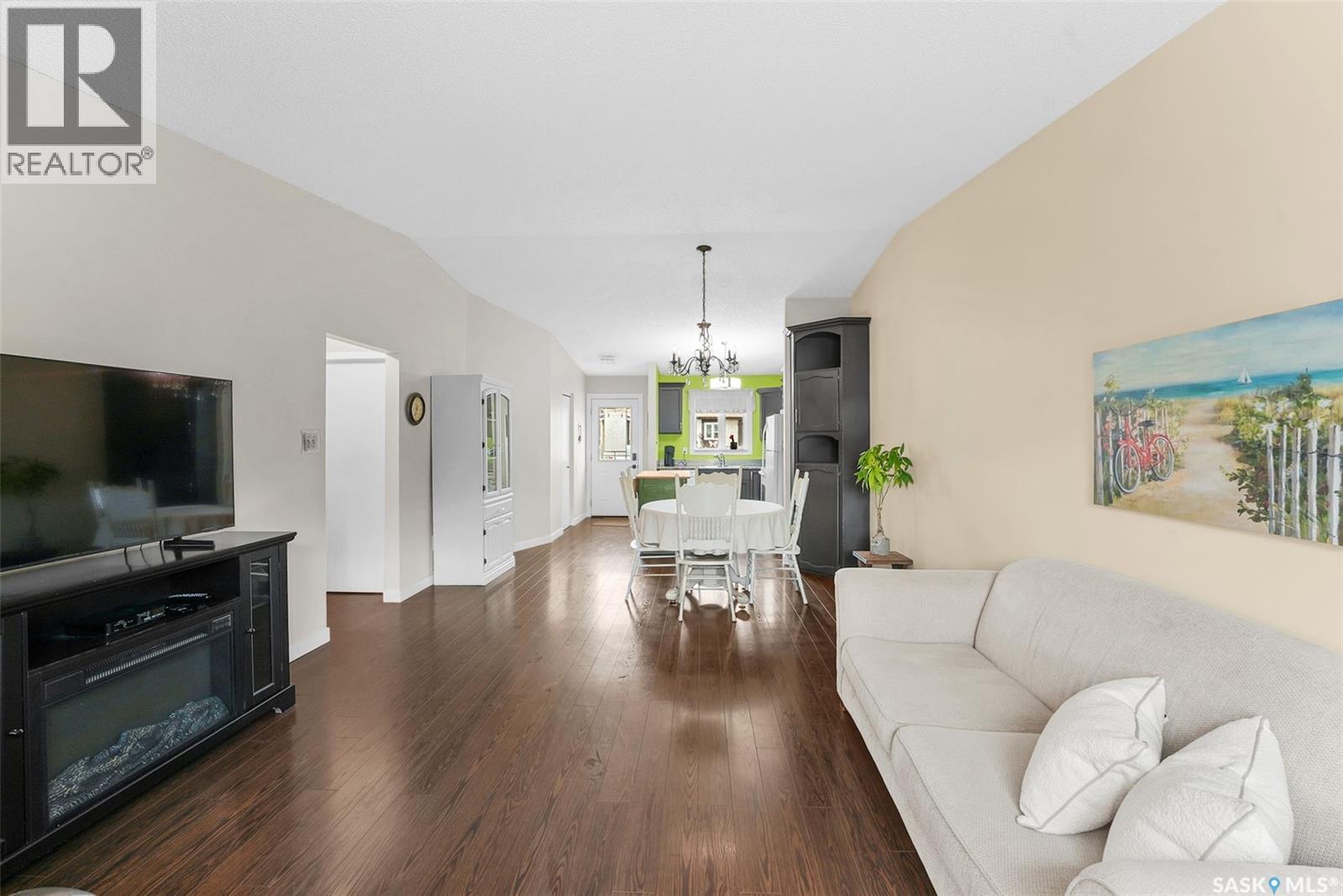 #2711 Meadow LANE E - 5
