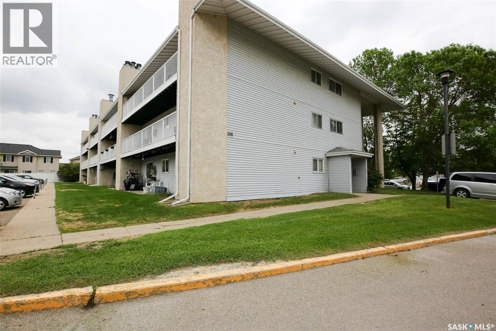505 2406 Heseltine ROAD - photo 2