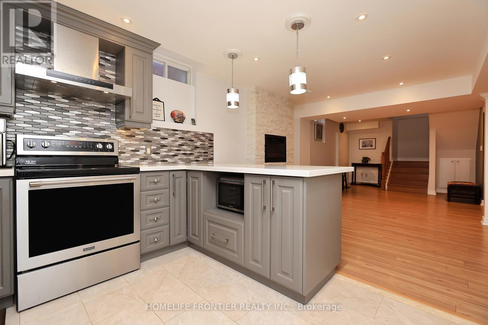 3213 ESCADA DRIVE - 22