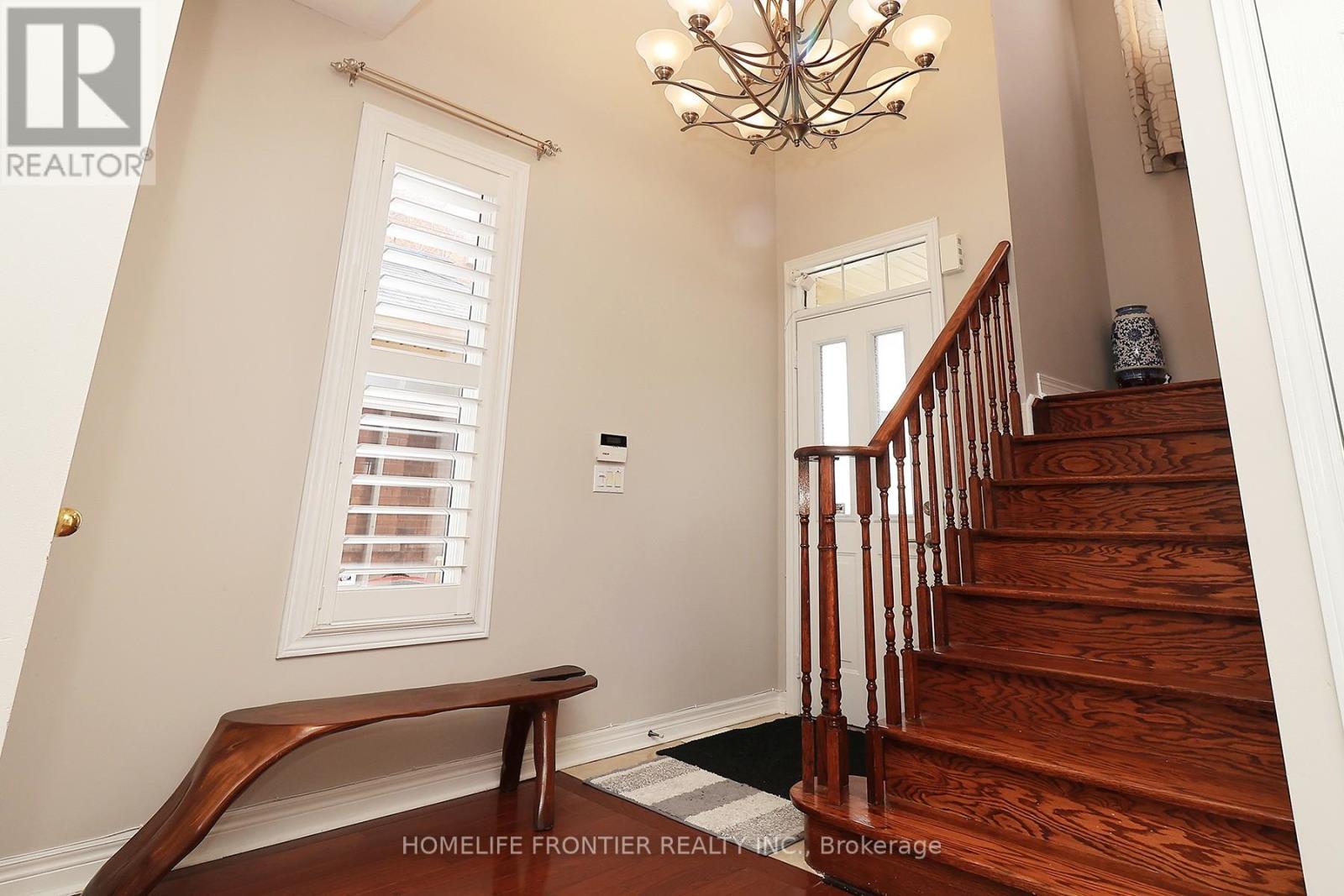 3213 ESCADA DRIVE - 3