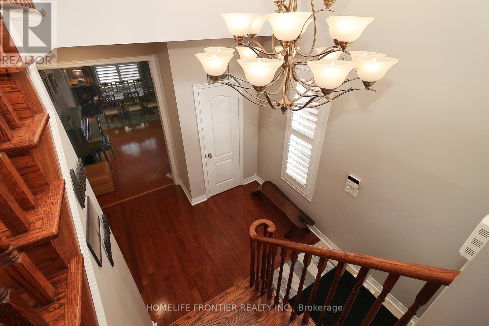 3213 ESCADA DRIVE - 4