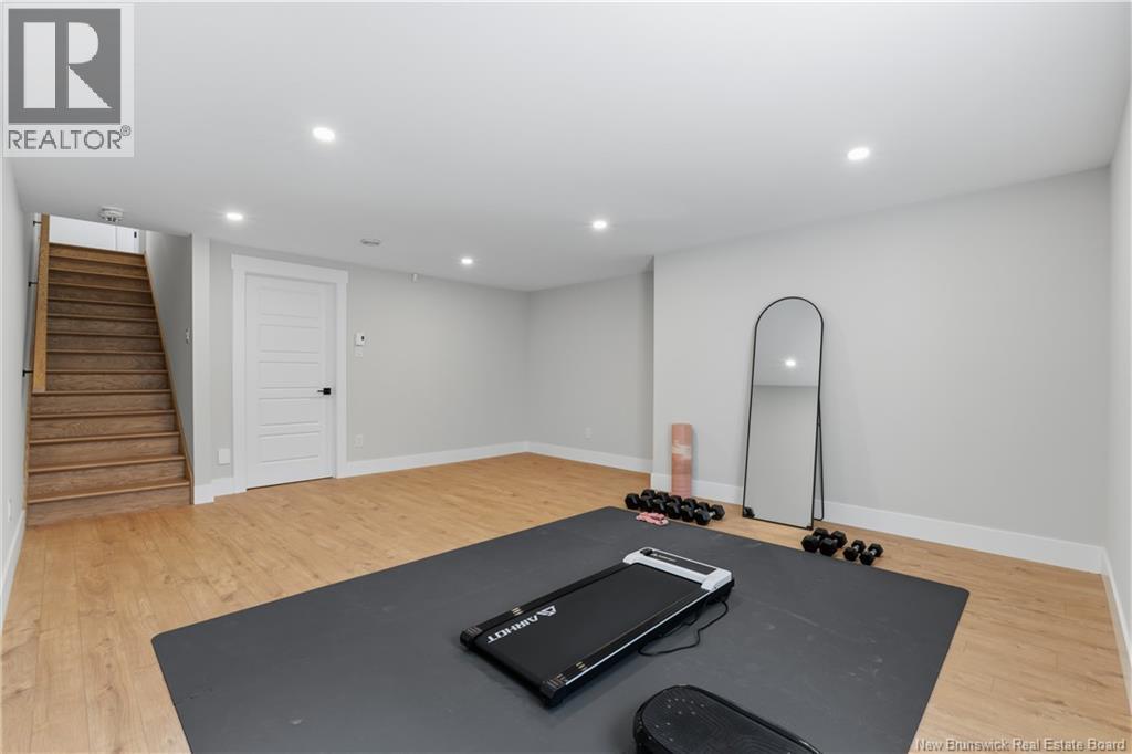 19 Le Guerne Court - 23