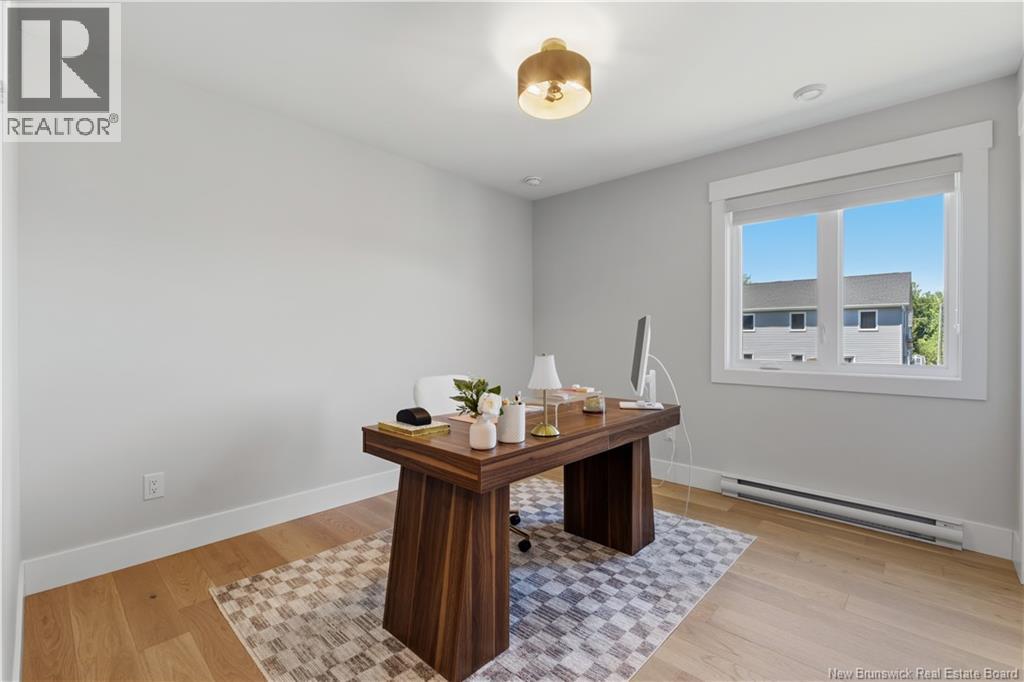 19 Le Guerne Court - 21