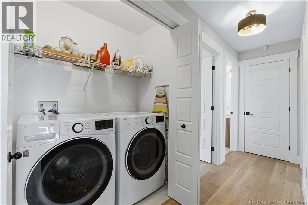 19 Le Guerne Court - 22