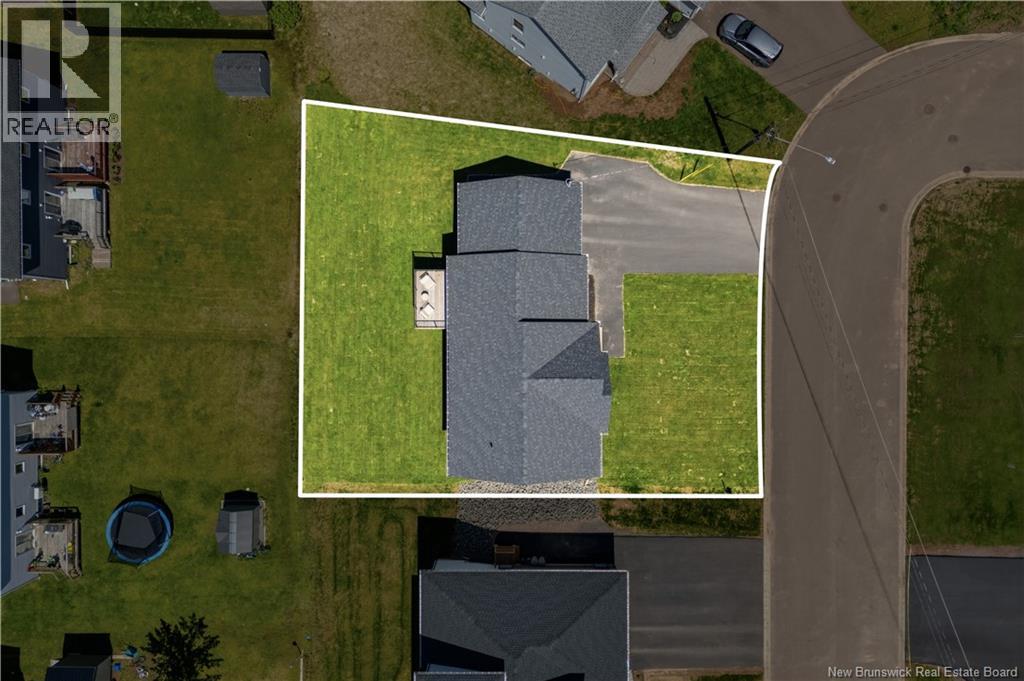 19 Le Guerne Court - 3