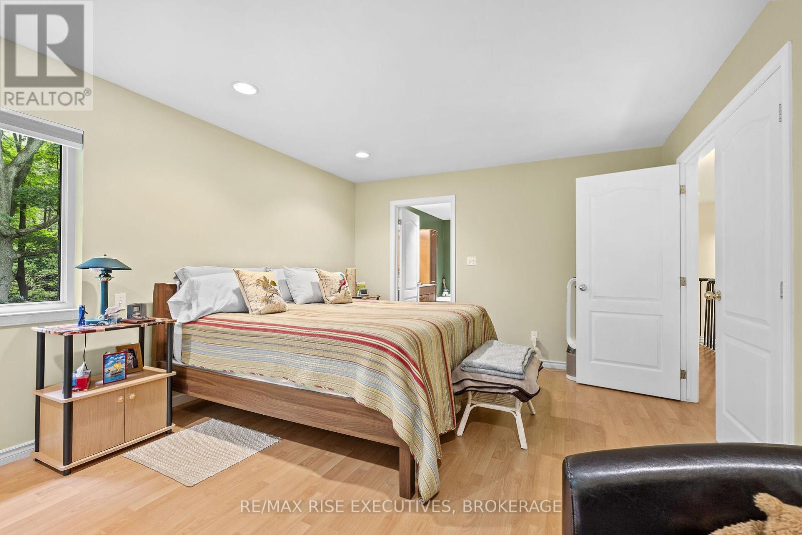 196 OLD RIVER ROAD - 16