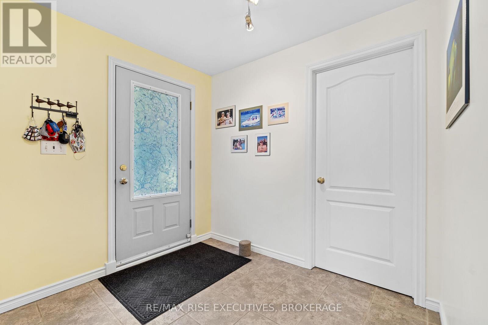 196 OLD RIVER ROAD - 29