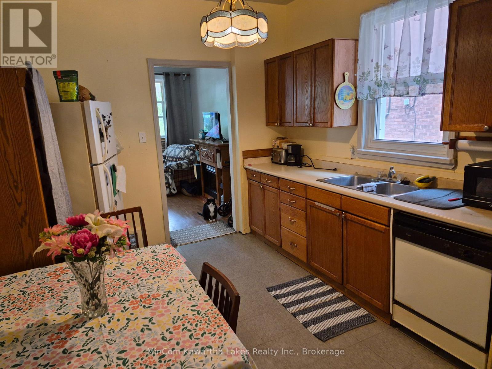 460 DRISCOLL TERRACE - 5
