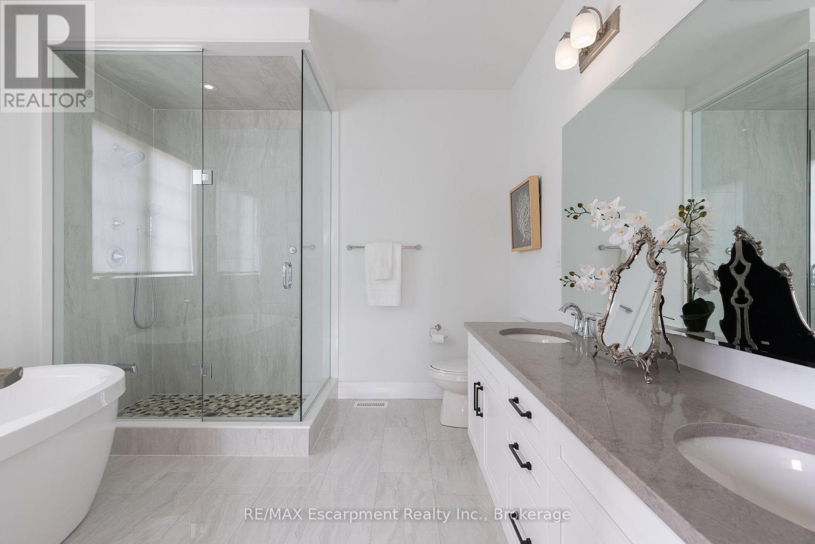 1388 AYMOND CRESCENT - 23