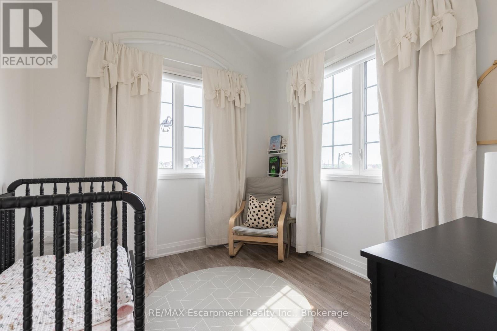 1388 AYMOND CRESCENT - 32