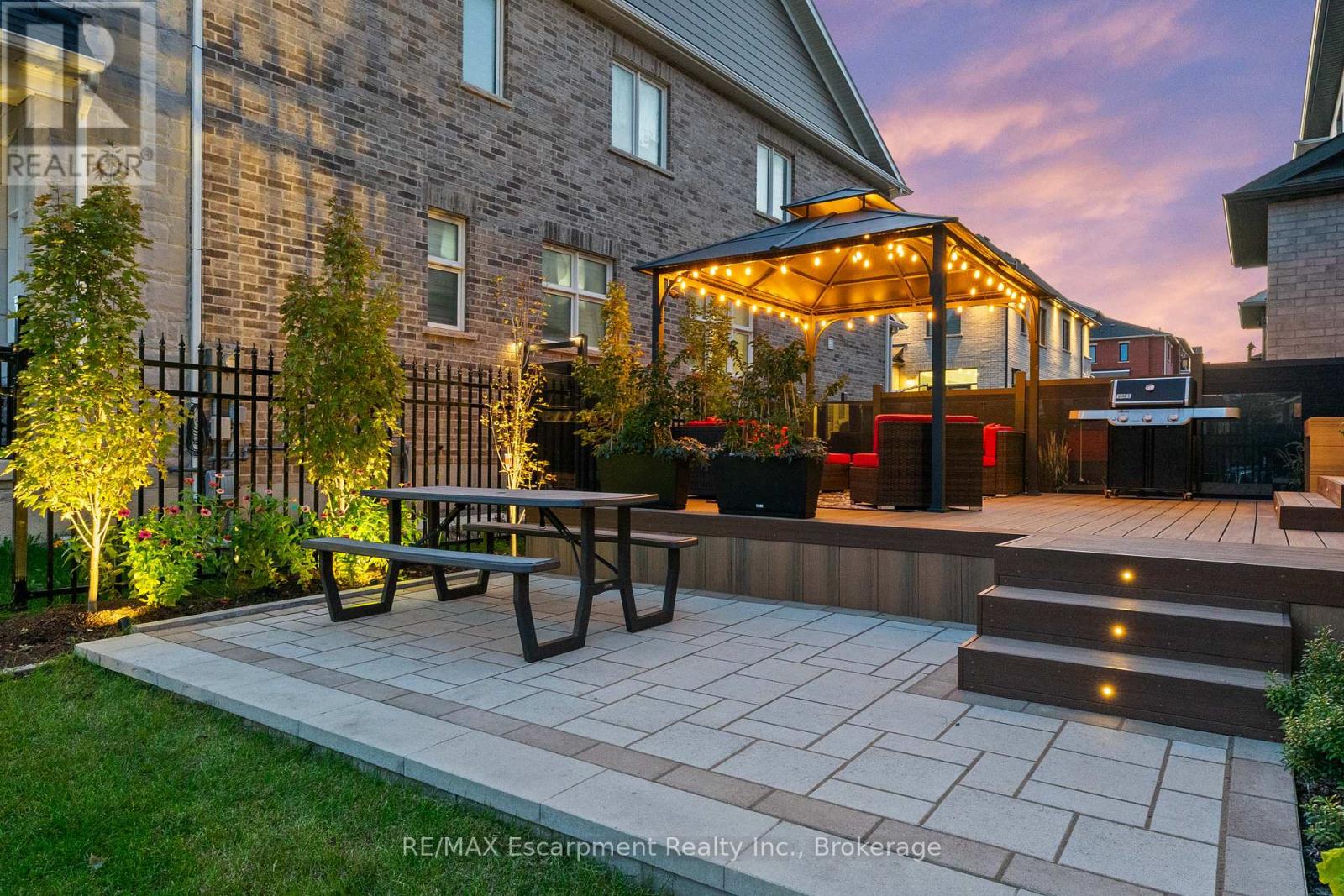 1388 AYMOND CRESCENT - 40