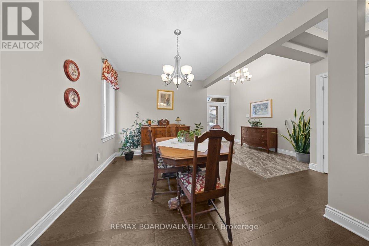 4 Bed, 3 Bath House for Sale in Ottawa – 279 SCEPTRE WAY, Ottawa – MLS# X13446692 - Image 10