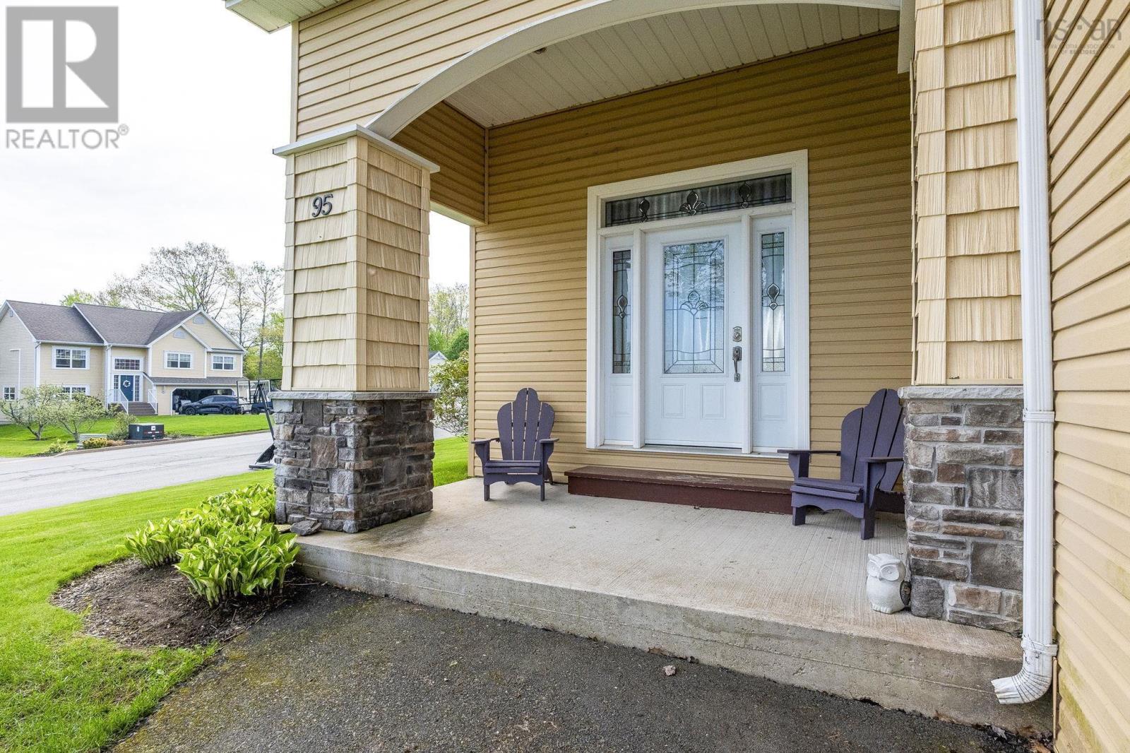 95 Macdonald Park Road S - 9