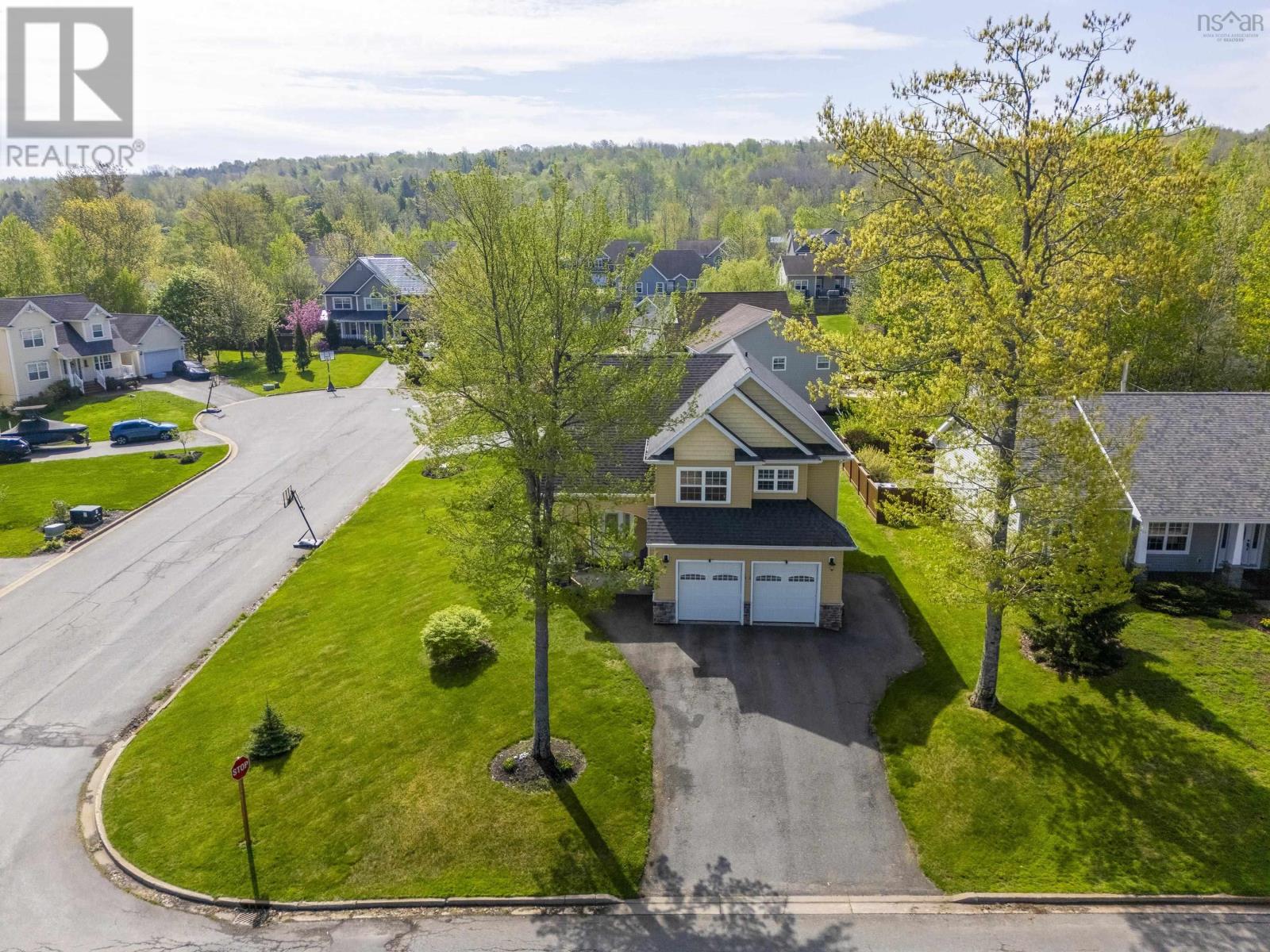 95 Macdonald Park Road S - 4