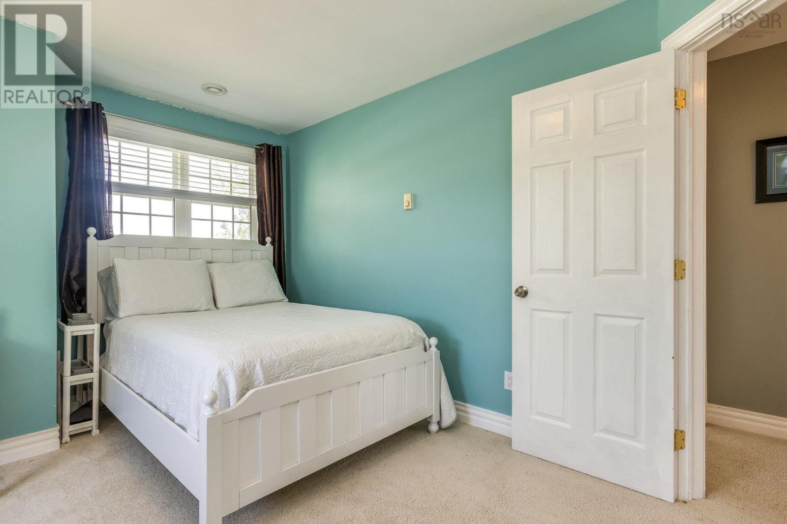 95 Macdonald Park Road S - 33