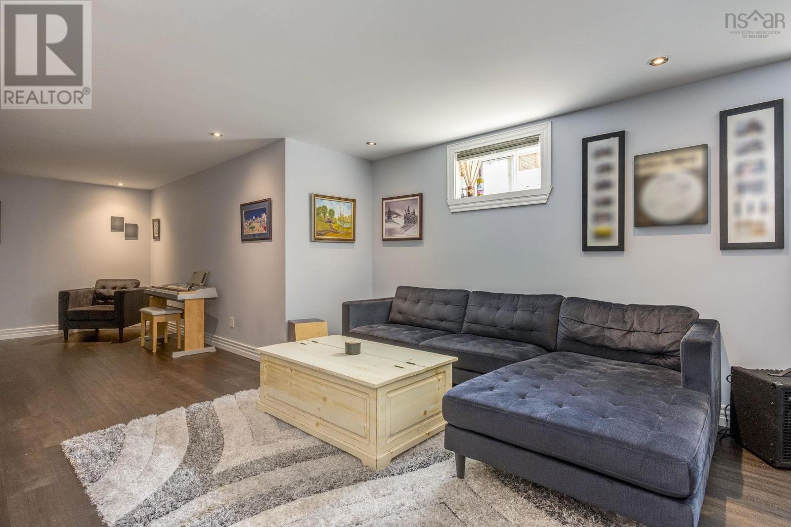 95 Macdonald Park Road S - 46