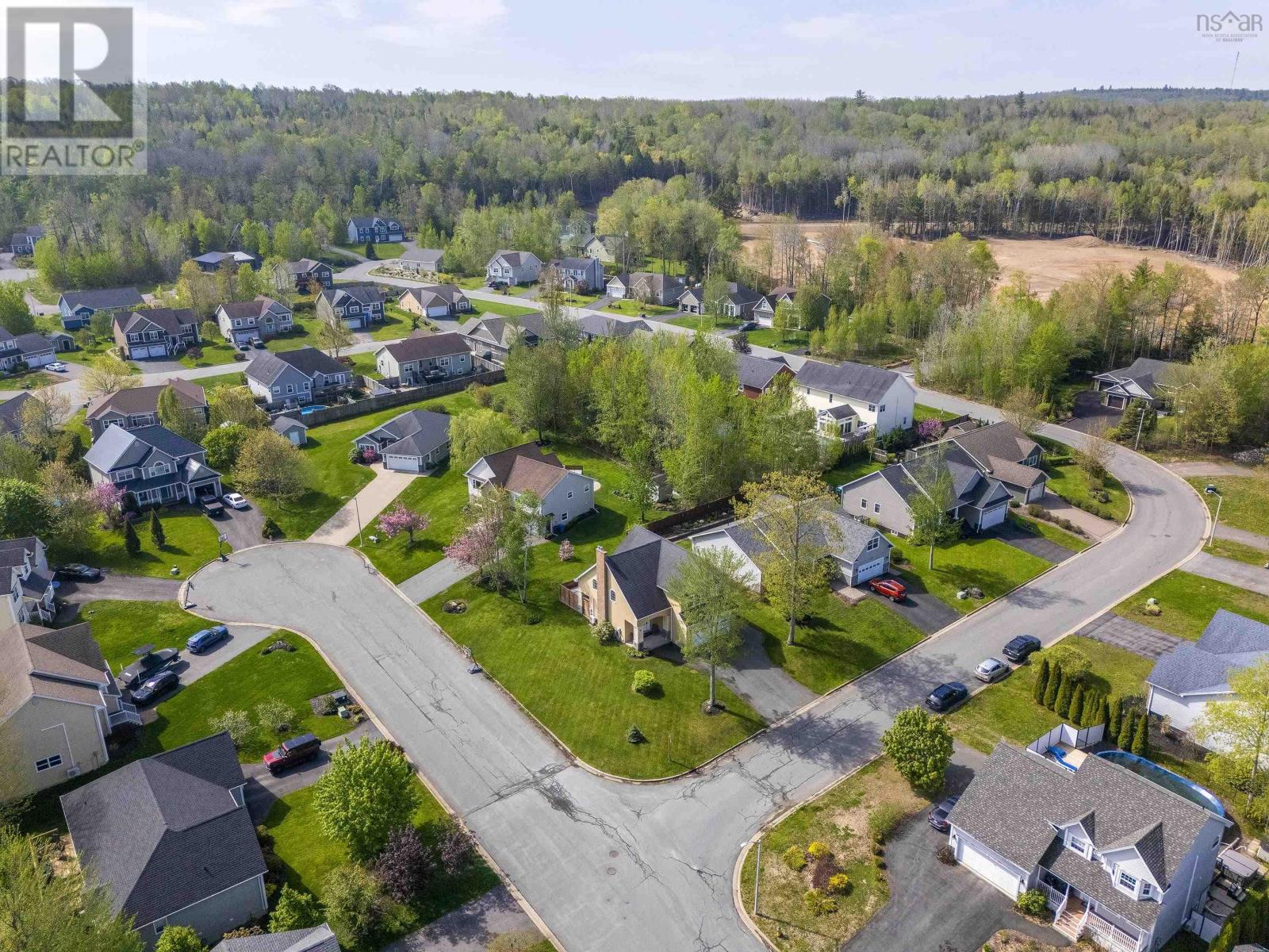 95 Macdonald Park Road S - 8
