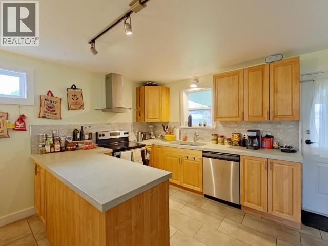 4219 JOYCE AVE - 10
