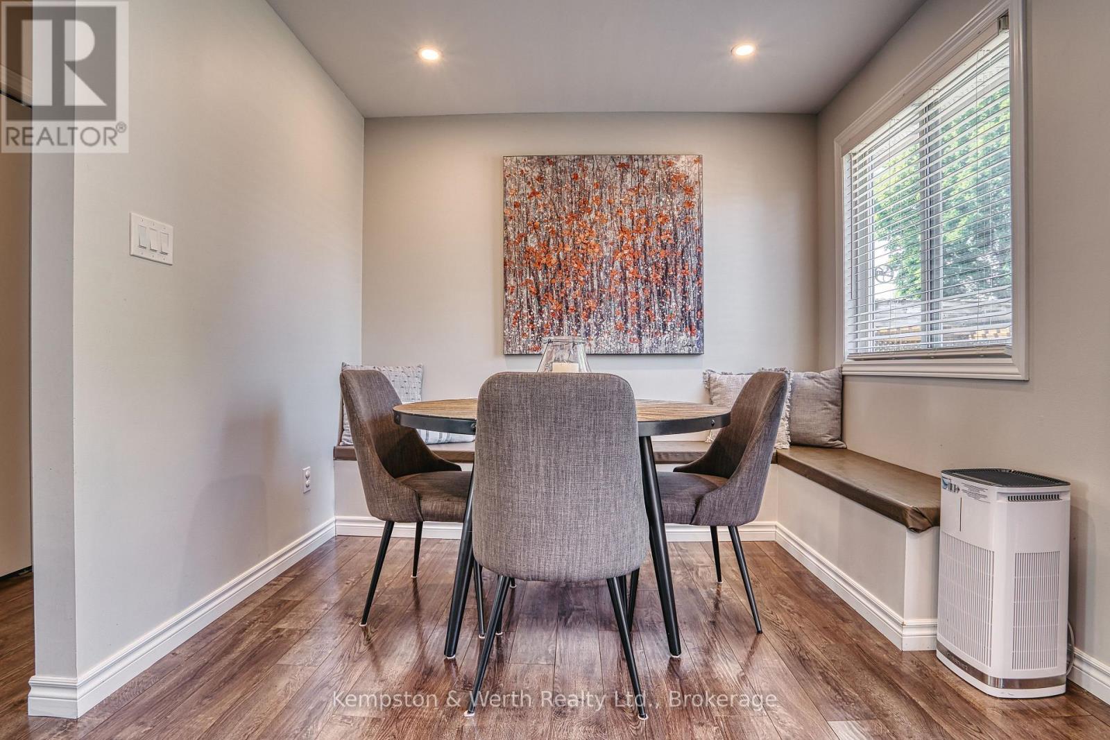 745 LAVERY STREET - 12