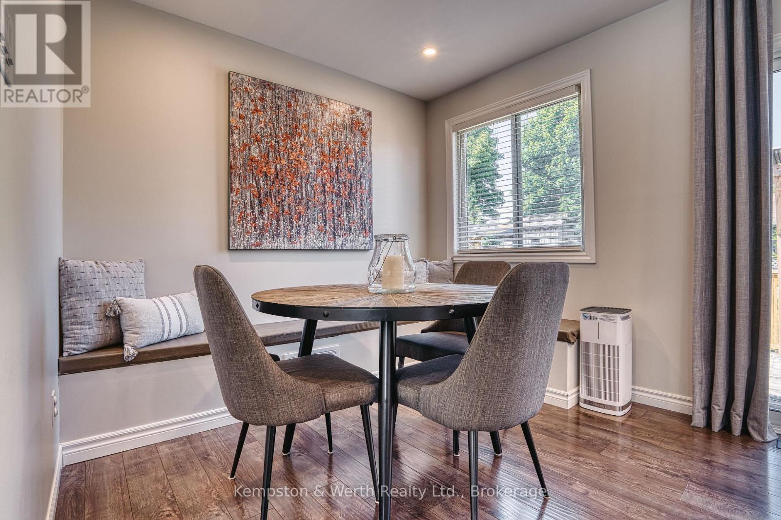 745 LAVERY STREET - 13