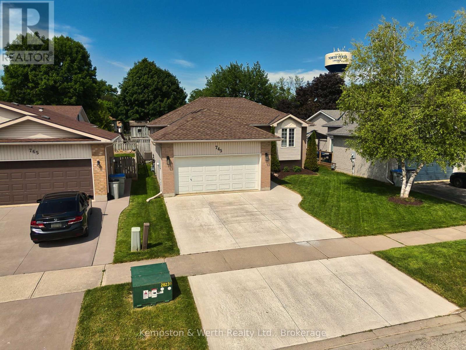 745 LAVERY STREET - 45