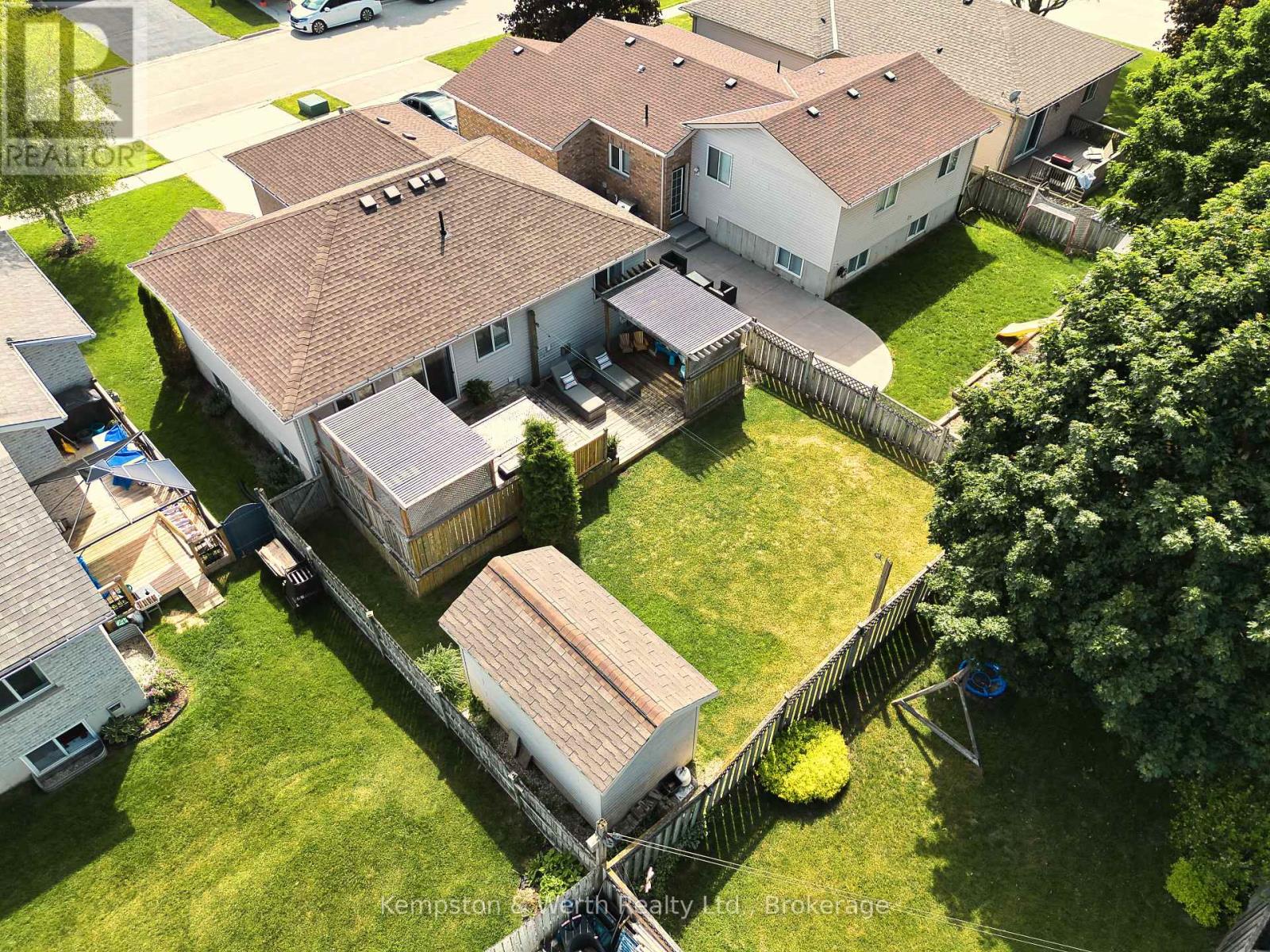 745 LAVERY STREET - 50