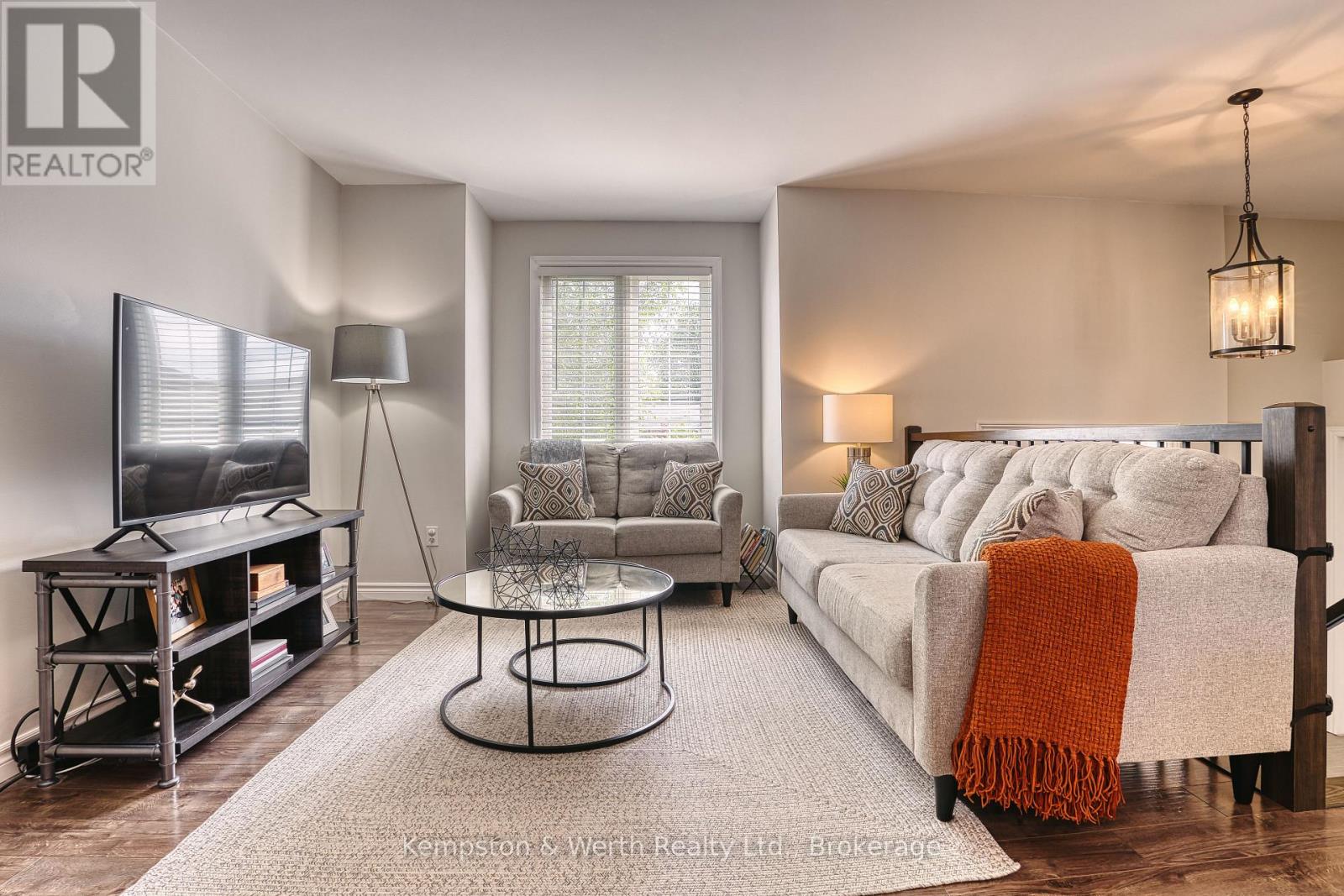 745 LAVERY STREET - 9