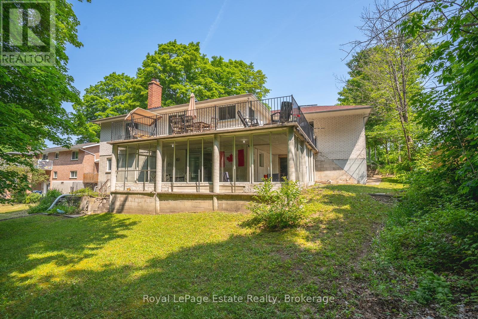 632 BANNISTER DRIVE - 35