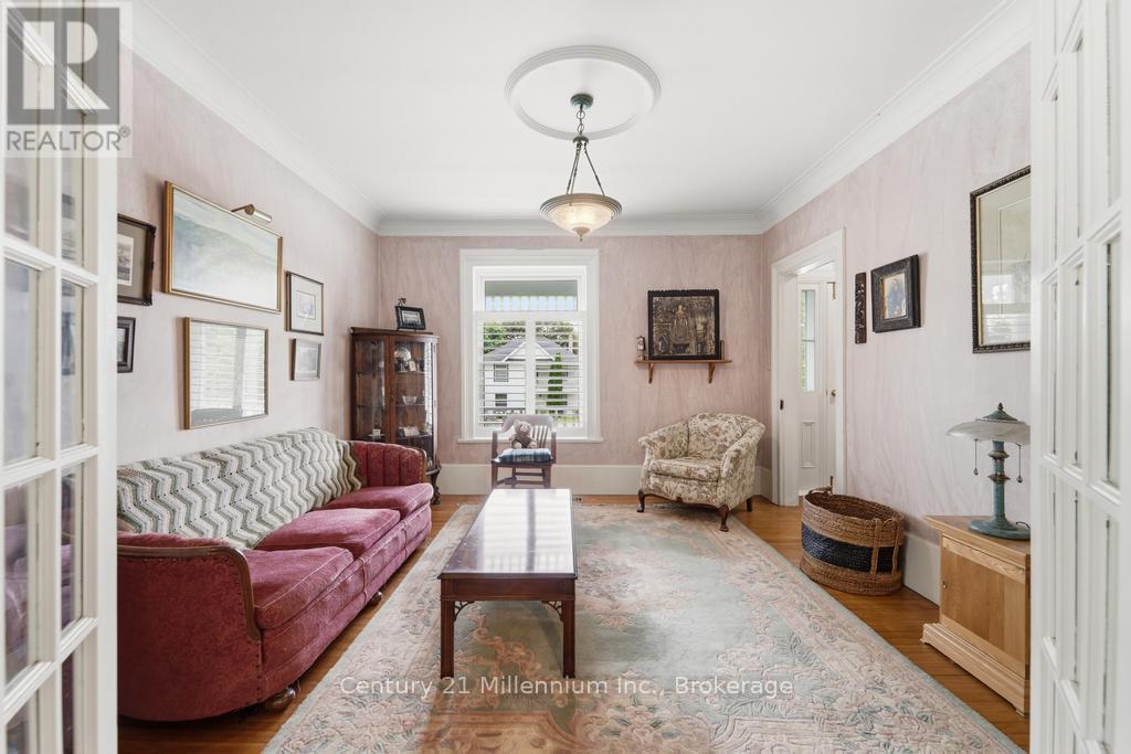 1145 QUEEN STREET - 11