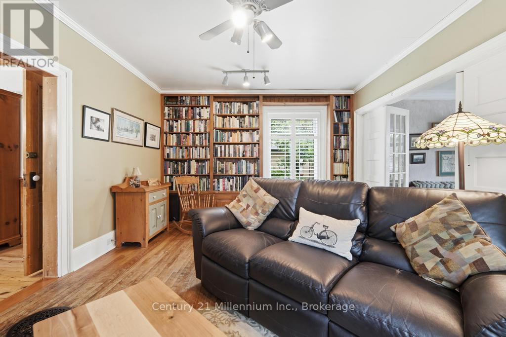 1145 QUEEN STREET - 12