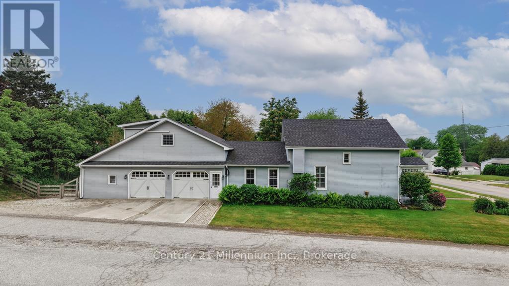 1145 QUEEN STREET - 4