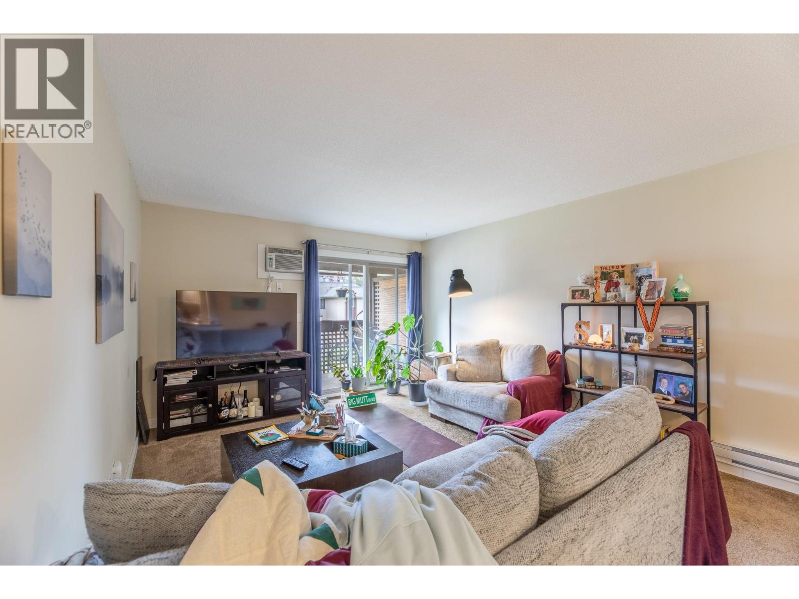 #123 3140 WILSON Street - 4