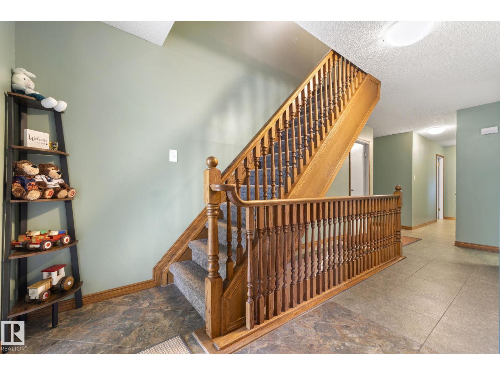 9940 83 st - photo 3