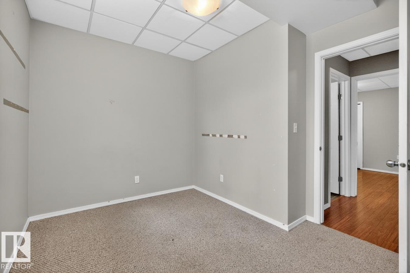 3 DOUGLAS CR — photo 28