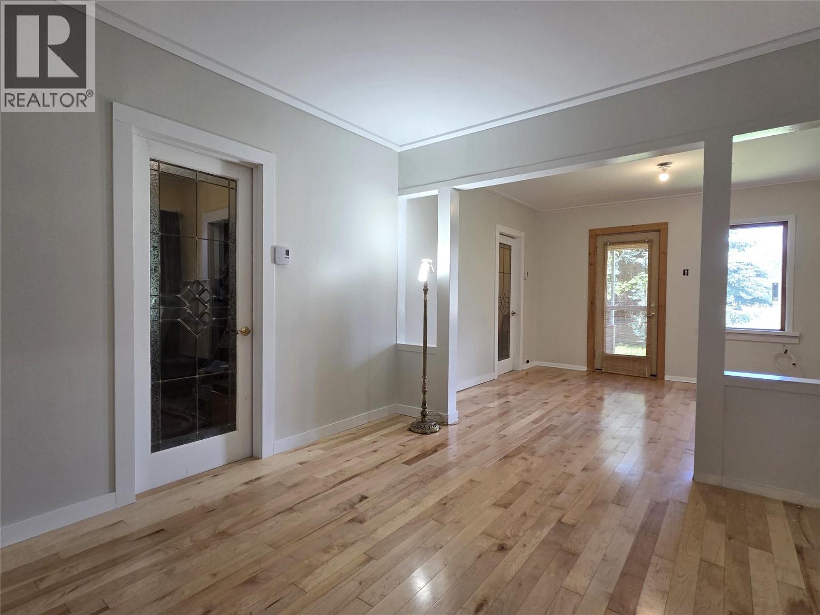 780 CAMERON Avenue - 17