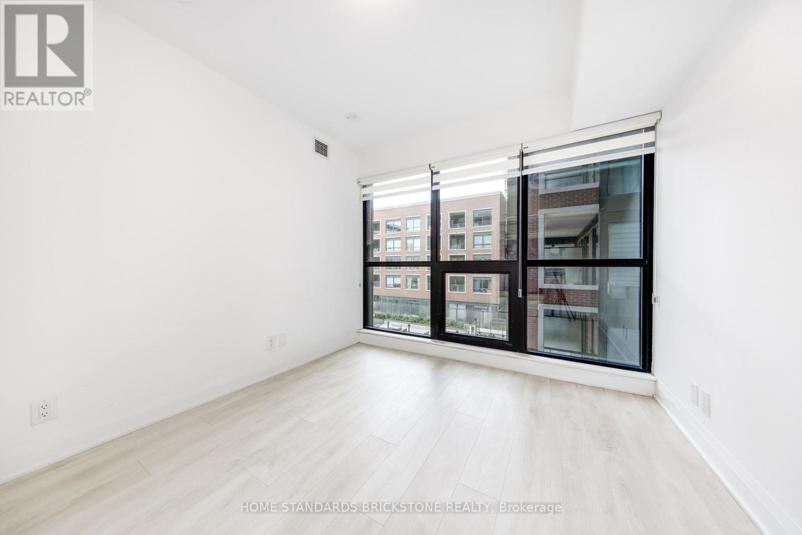 #429 33 FREDERICK TODD WAY - 15