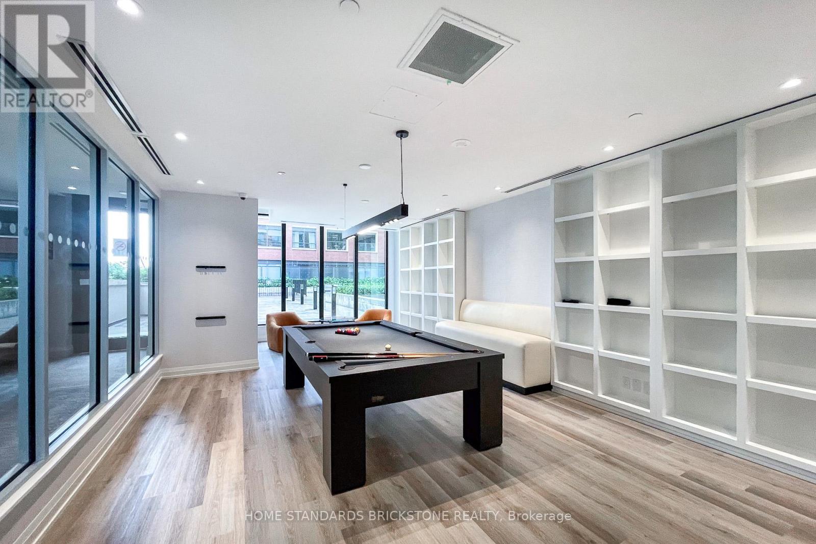 #429 33 FREDERICK TODD WAY - 20