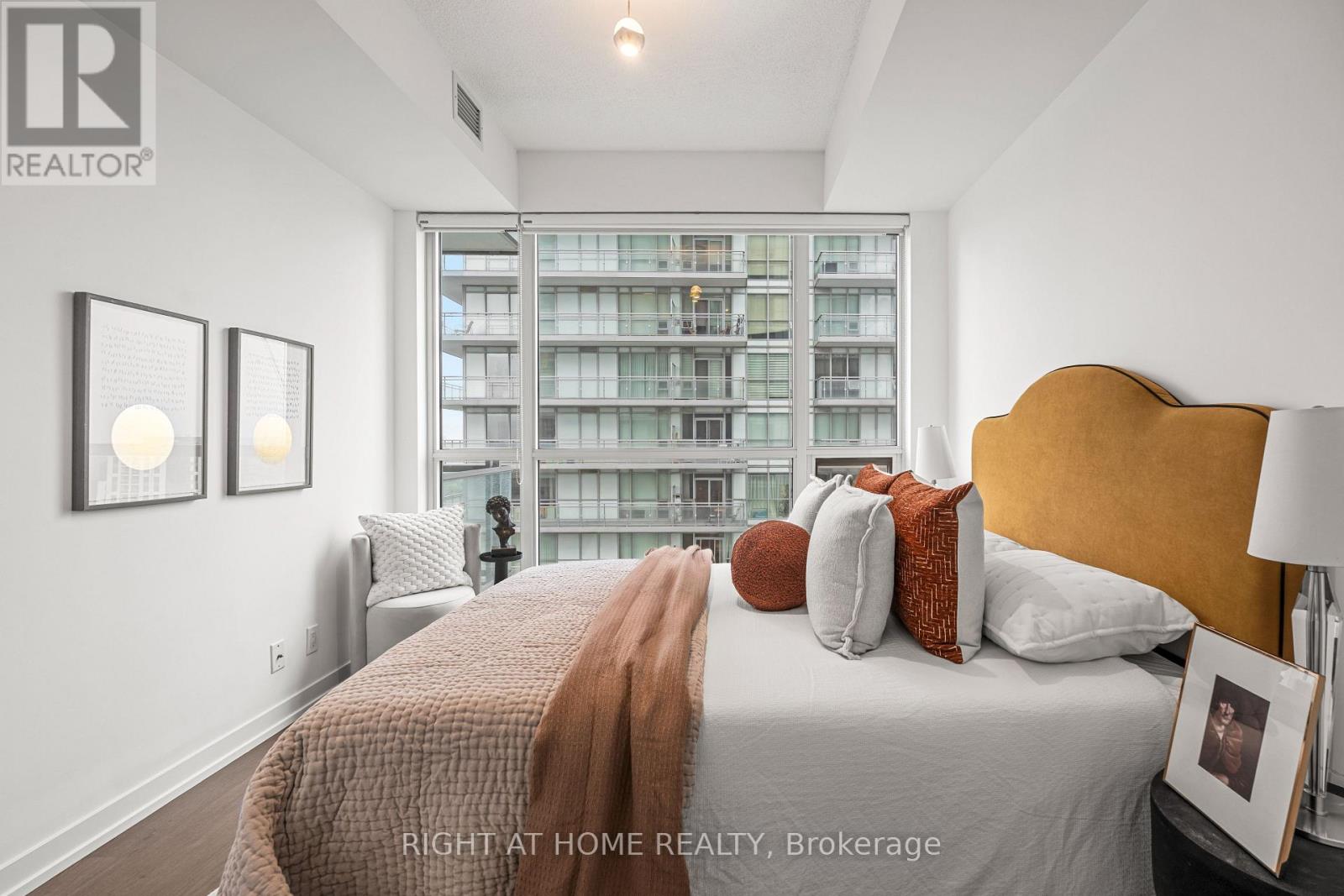 #2306 89 DUNFIELD AVENUE - 14