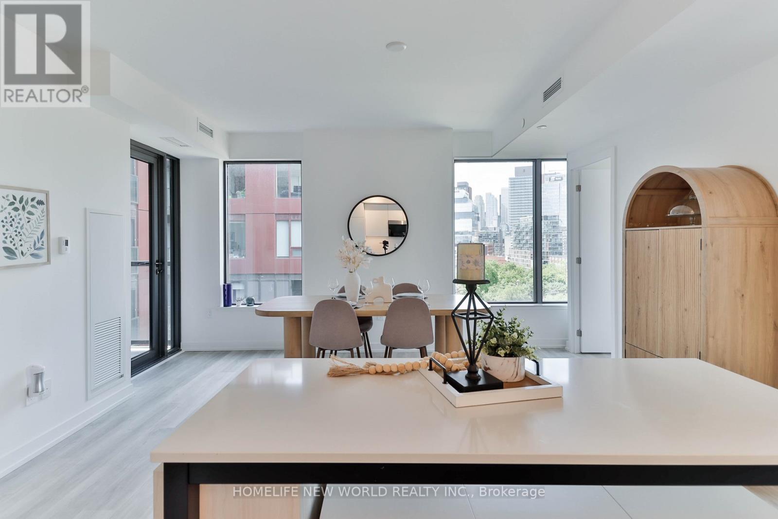#1003 28 EASTERN AVENUE - 14
