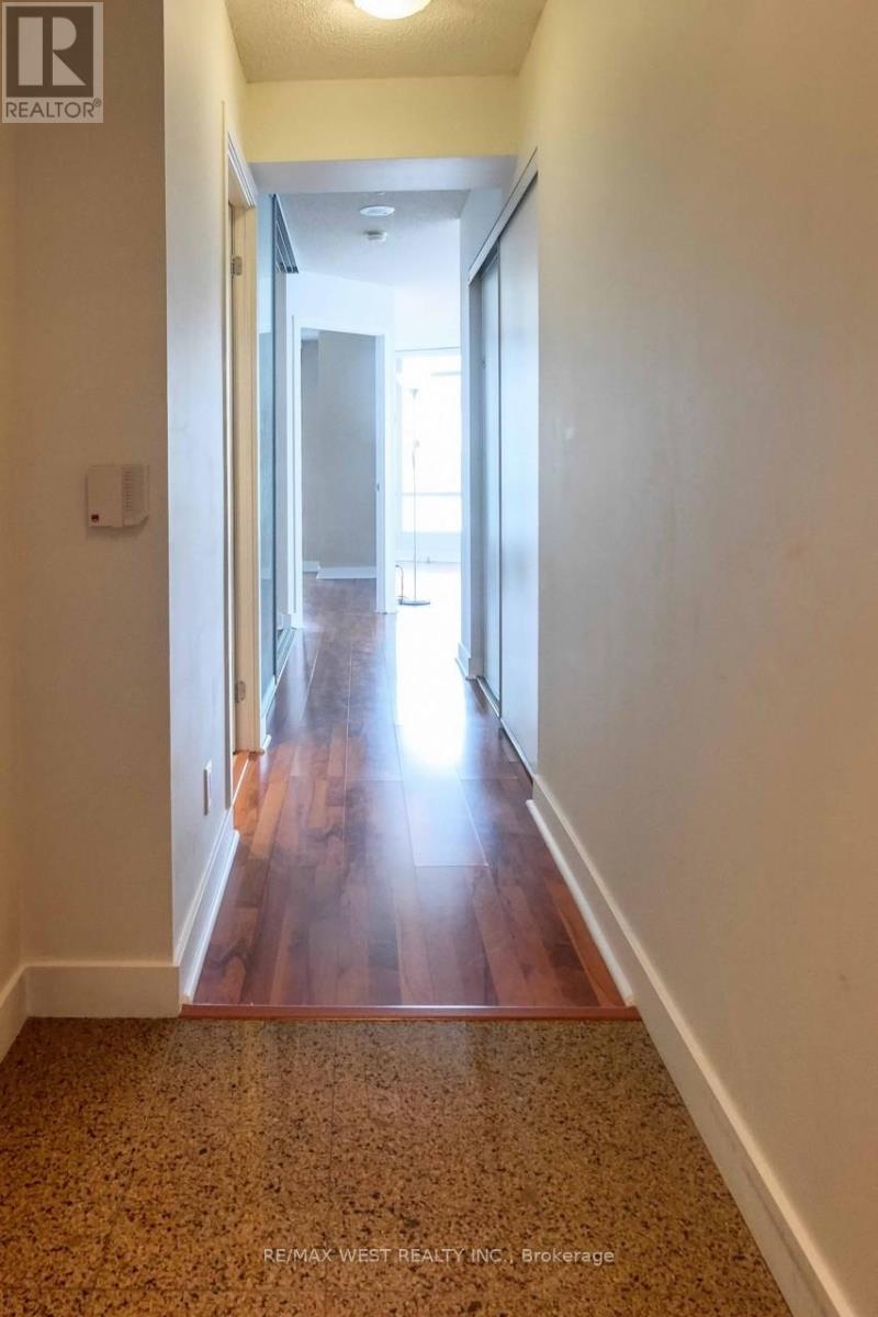 #2509 373 FRONT STREET - 3