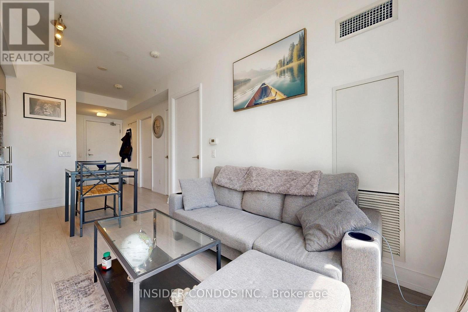 #807 181 DUNDAS STREET E - 16